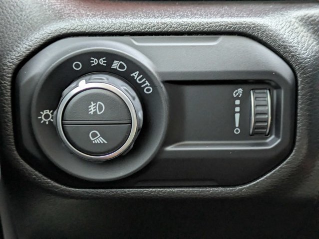 Used 2023 Jeep Gladiator Rubicon w/ Cold Weather Group AWD/4WD image 25