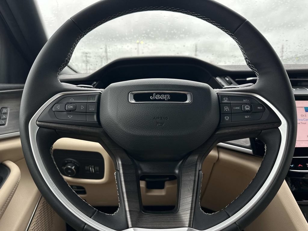 New 2026 Jeep Grand Cherokee L Limited AWD/4WD image 15