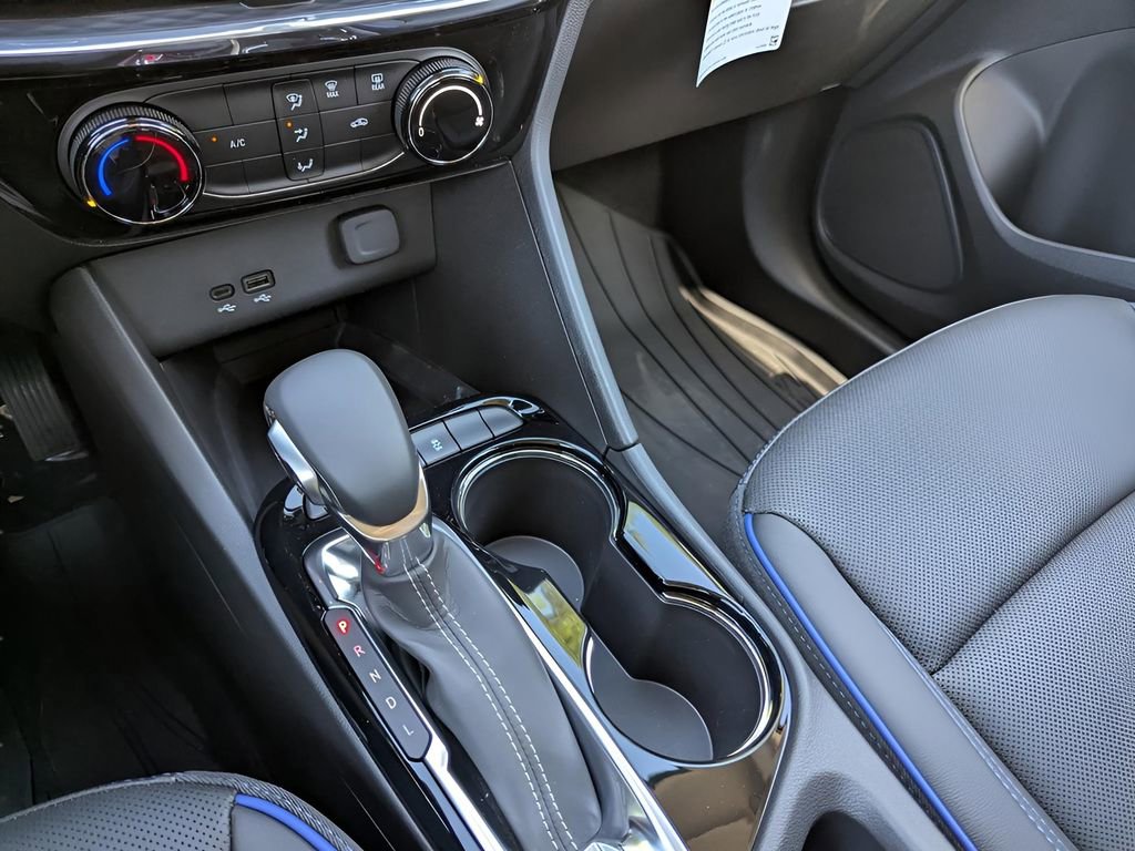 Used 2026 Buick Encore GX Sport Touring image 11