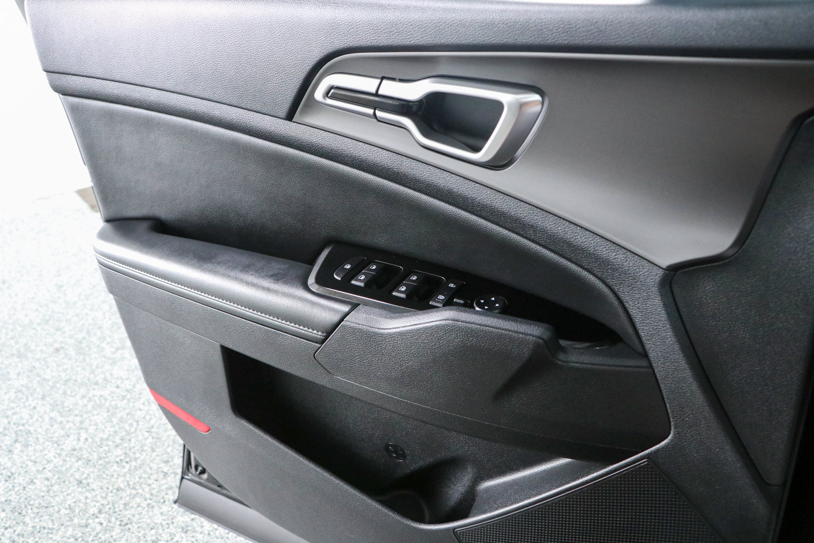 Used 2023 Kia Sportage EX FWD image 21