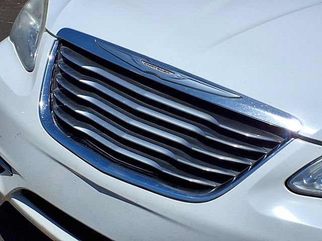 Used 2012 Chrysler 200 Limited FWD image 26