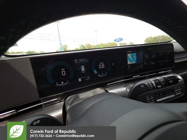 Used 2025 Hyundai Kona SEL image 20