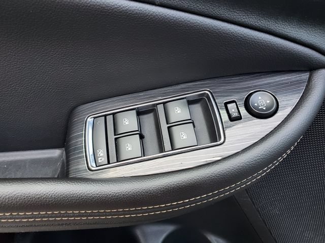 Used 2018 Chevrolet Impala Premier FWD image 19