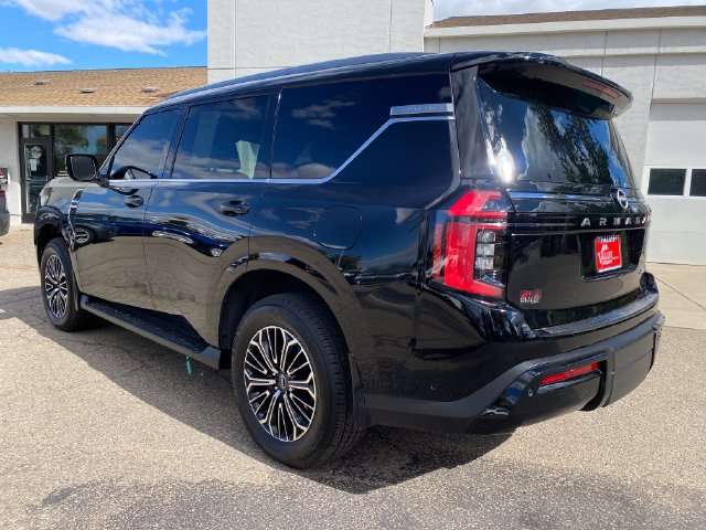 Used 2026 Nissan Armada Platinum AWD/4WD image 3