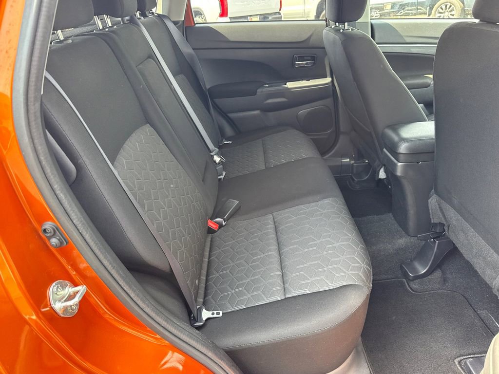 Used 2020 Mitsubishi Outlander Sport ES image 16