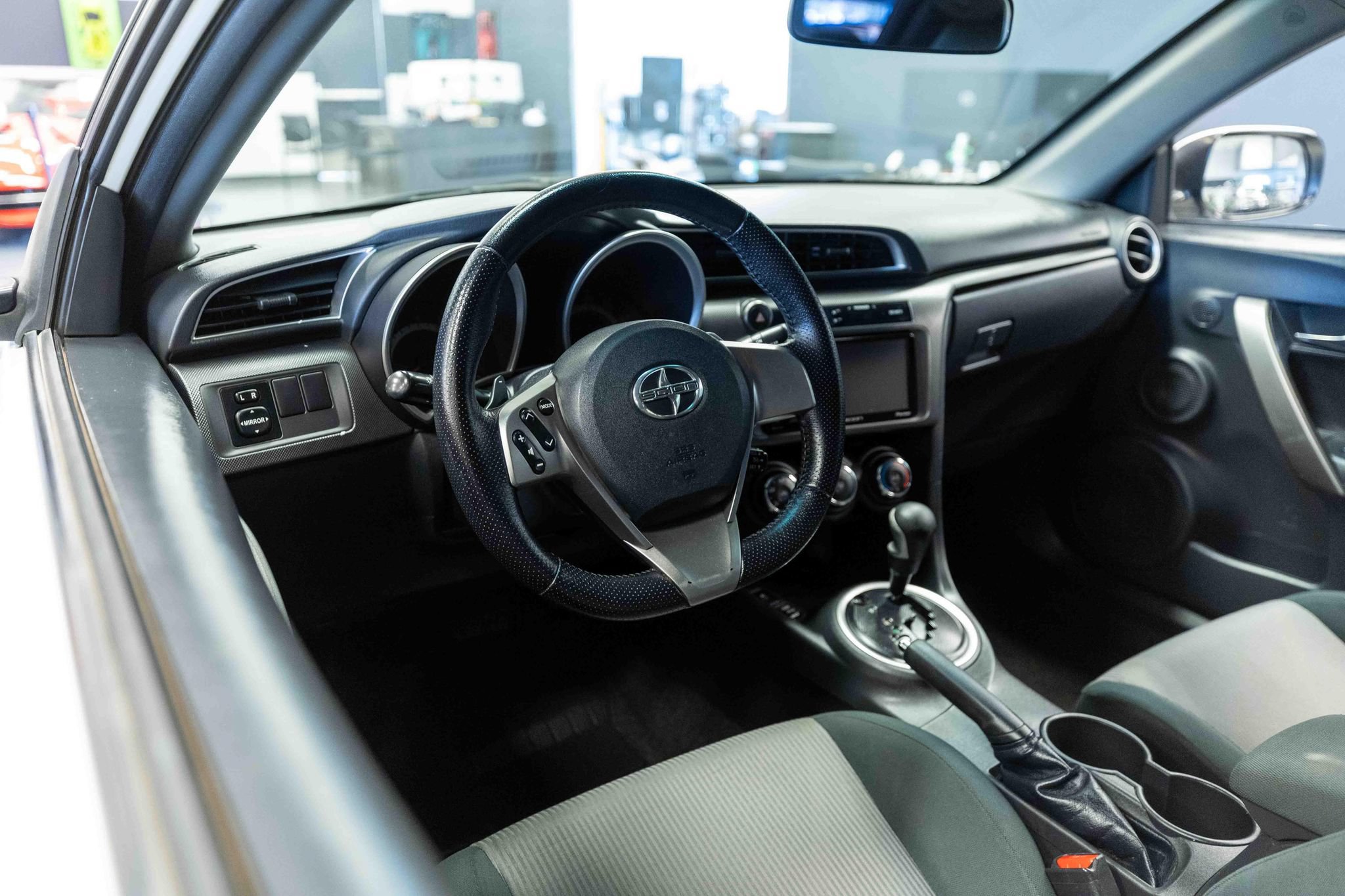 Used 2016 Scion tC FWD image 10