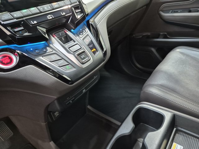 Used 2019 Honda Odyssey Elite image 25