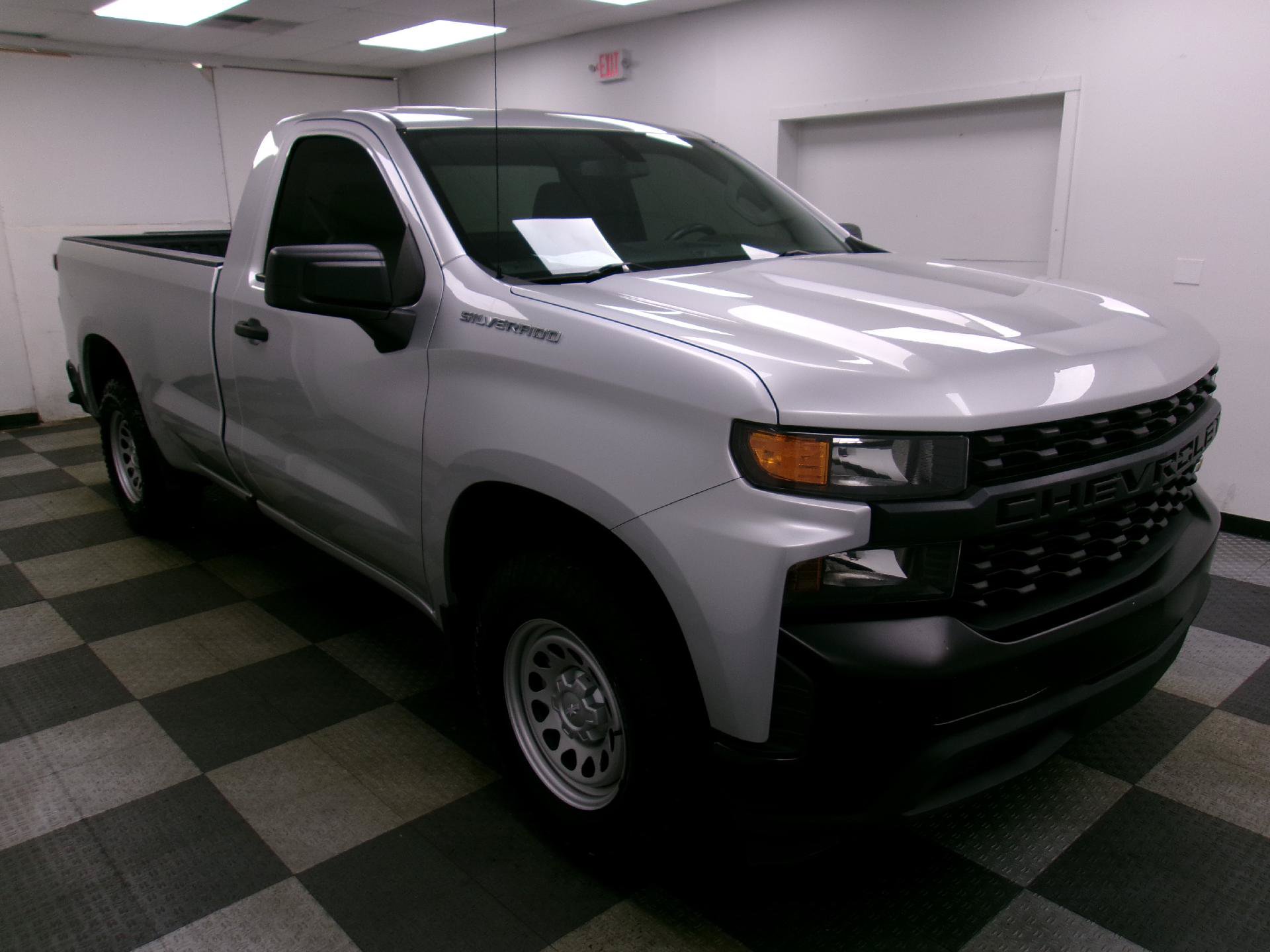 Used 2020 Chevrolet Silverado 1500 W/T w/ Trailering Package RWD image 11
