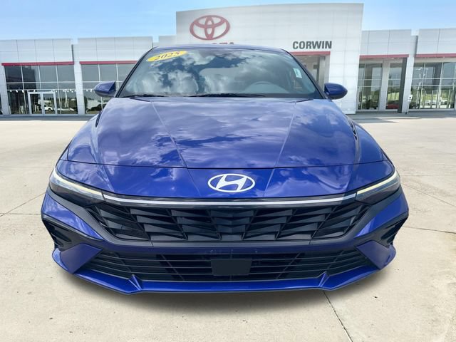 Used 2025 Hyundai Elantra SEL FWD image 8