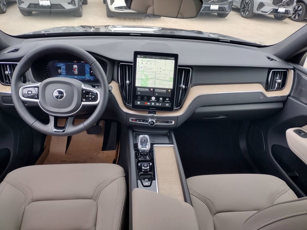 New 2026 Volvo XC60 B5 Plus w/ Climate Package image 20