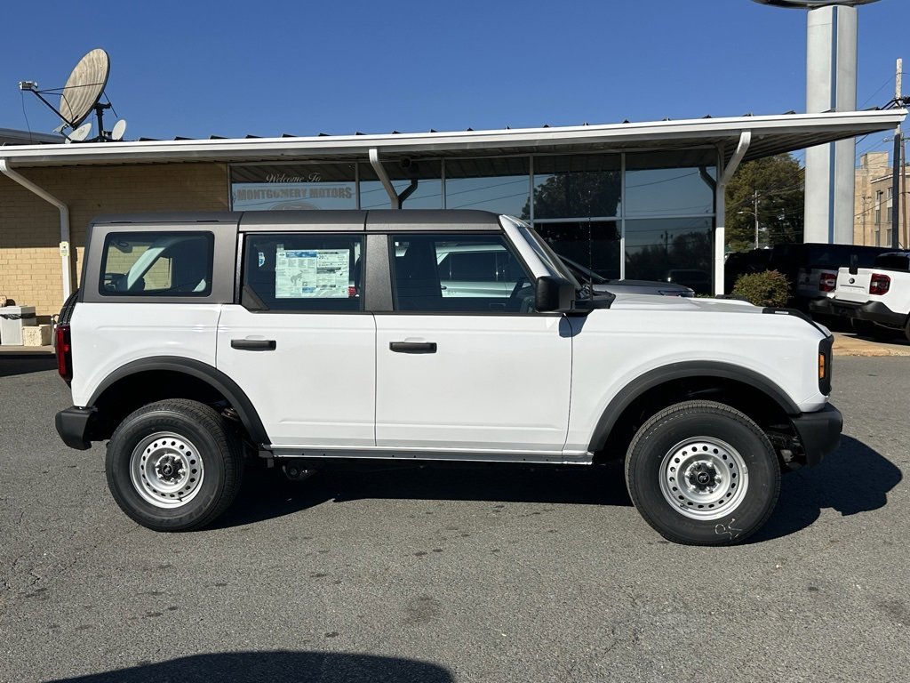 New 2025 Ford Bronco 4-Door image 10