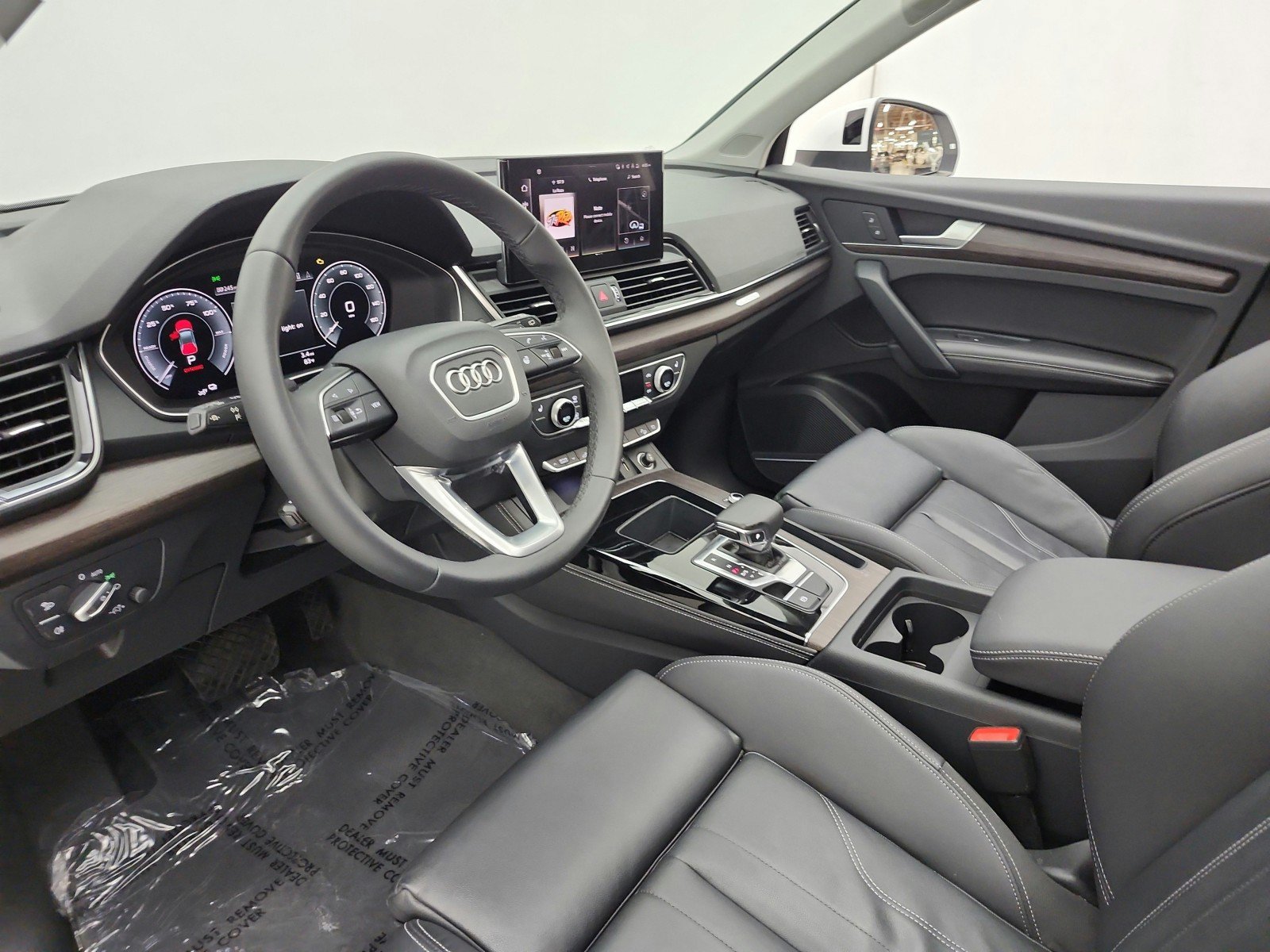 Used 2023 Audi Q5 e Premium Plus w/ Premium Plus Package AWD/4WD image 12