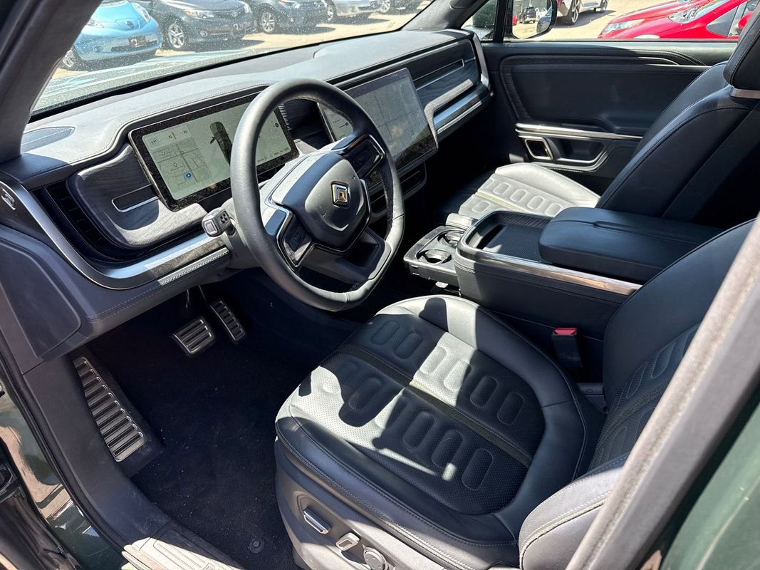 Used 2023 Rivian R1T Adventure AWD/4WD image 6