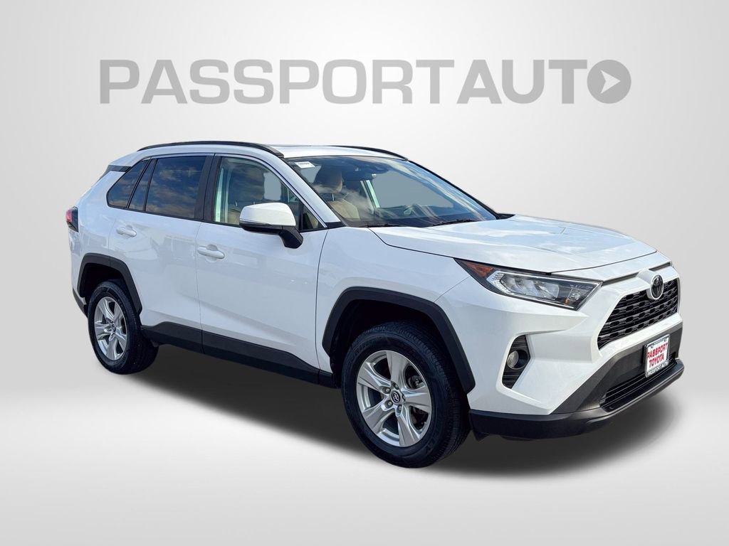 Used 2019 Toyota RAV4 XLE image 10