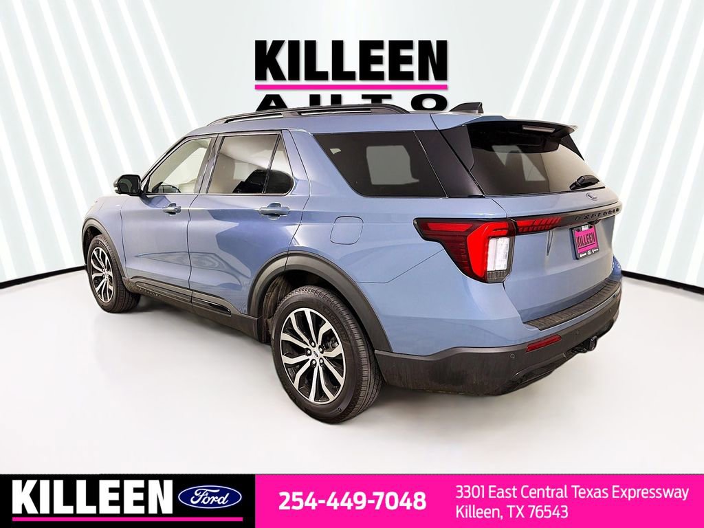 Used 2025 Ford Explorer ST-Line image 6