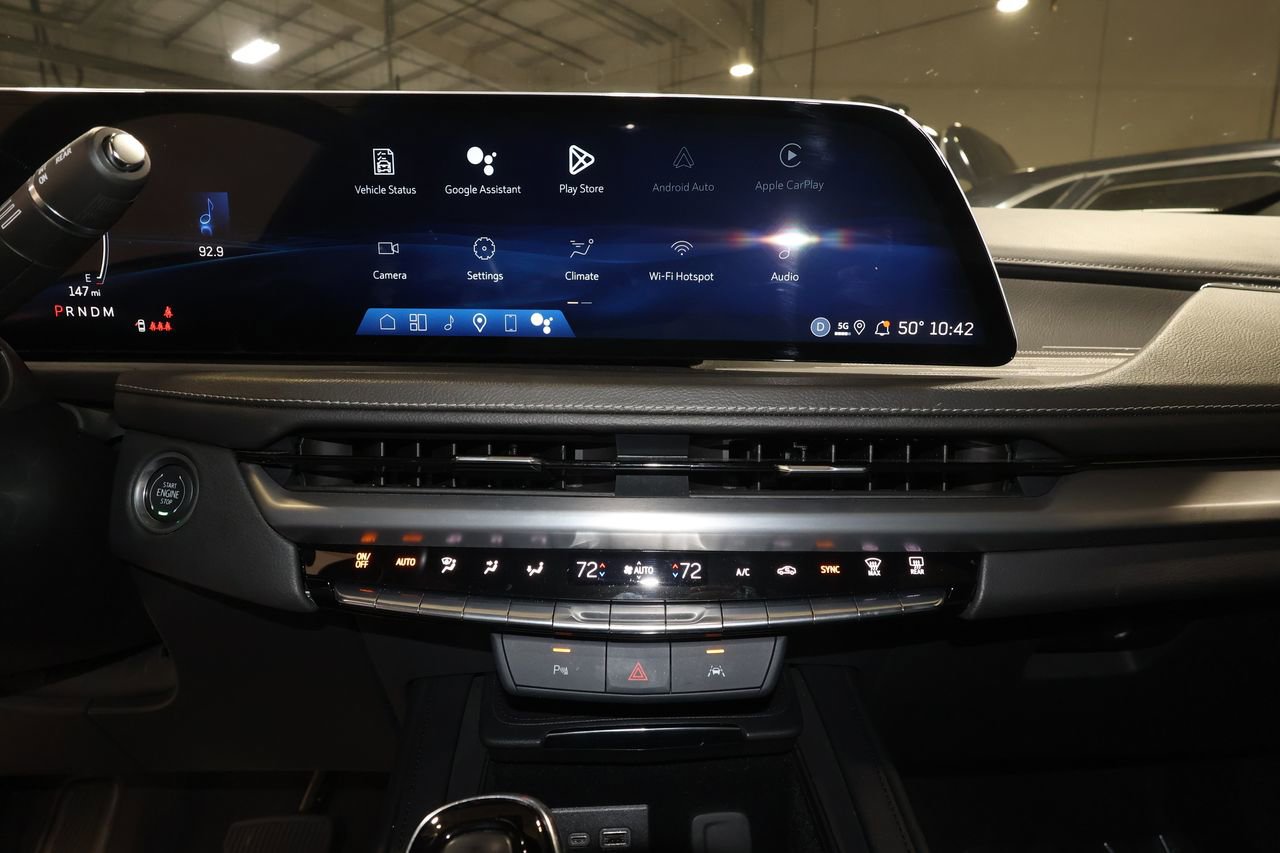 Certified 2025 Cadillac XT4 Premium Luxury image 16