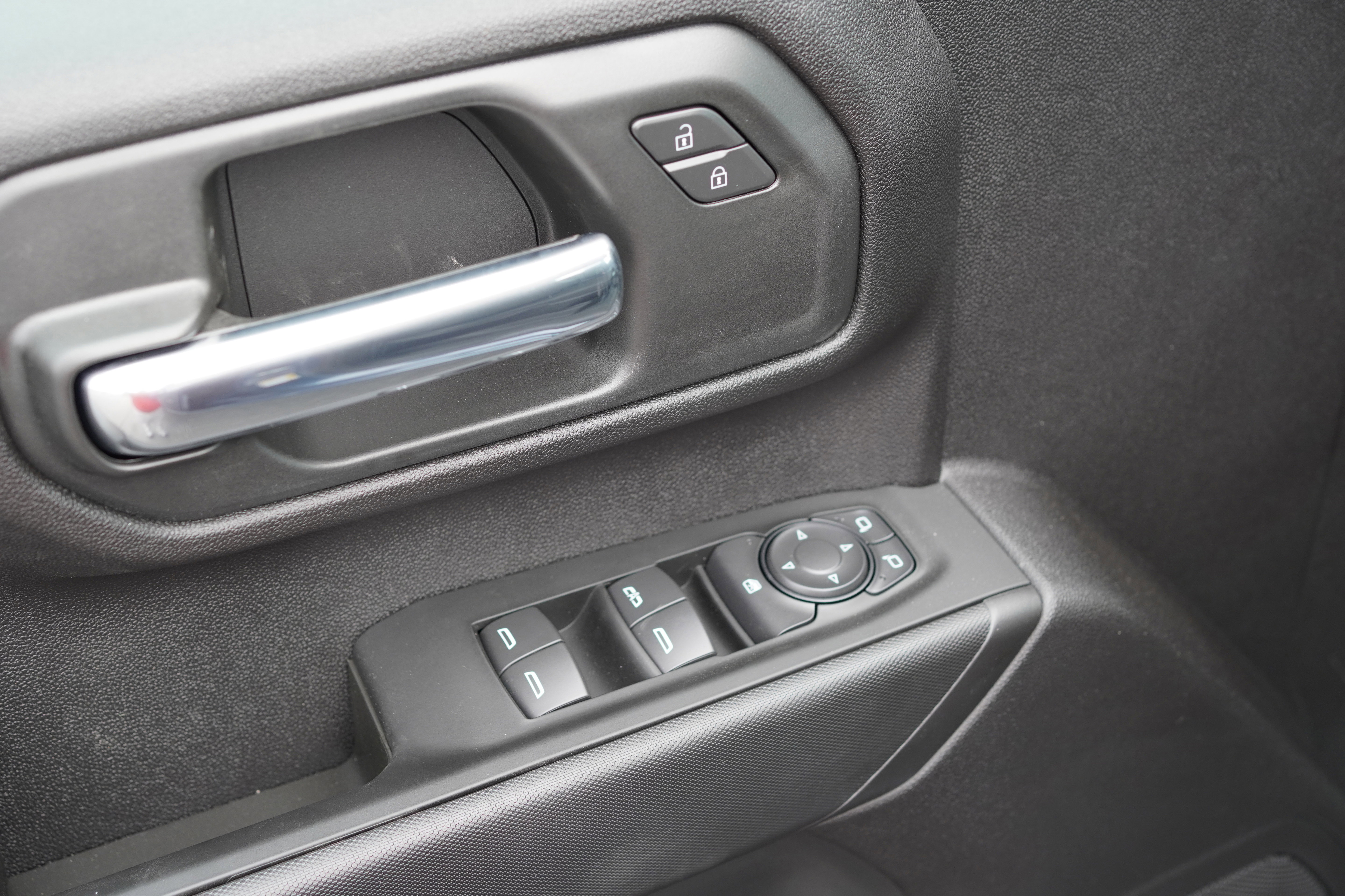 New 2026 GMC Sierra 2500 Pro w/ Convenience Package image 19