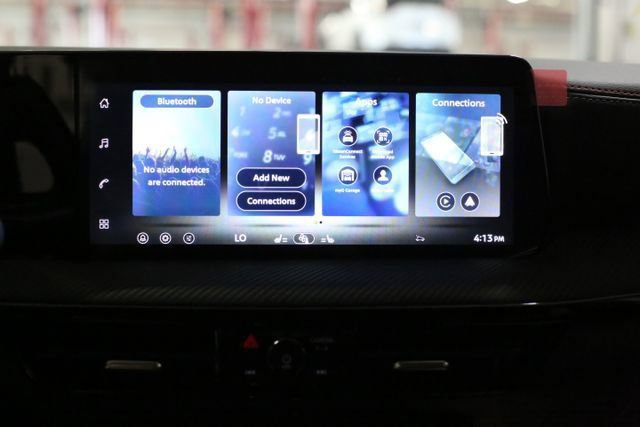 New 2026 Nissan Kicks SR w/ Cold Weather Package image 12