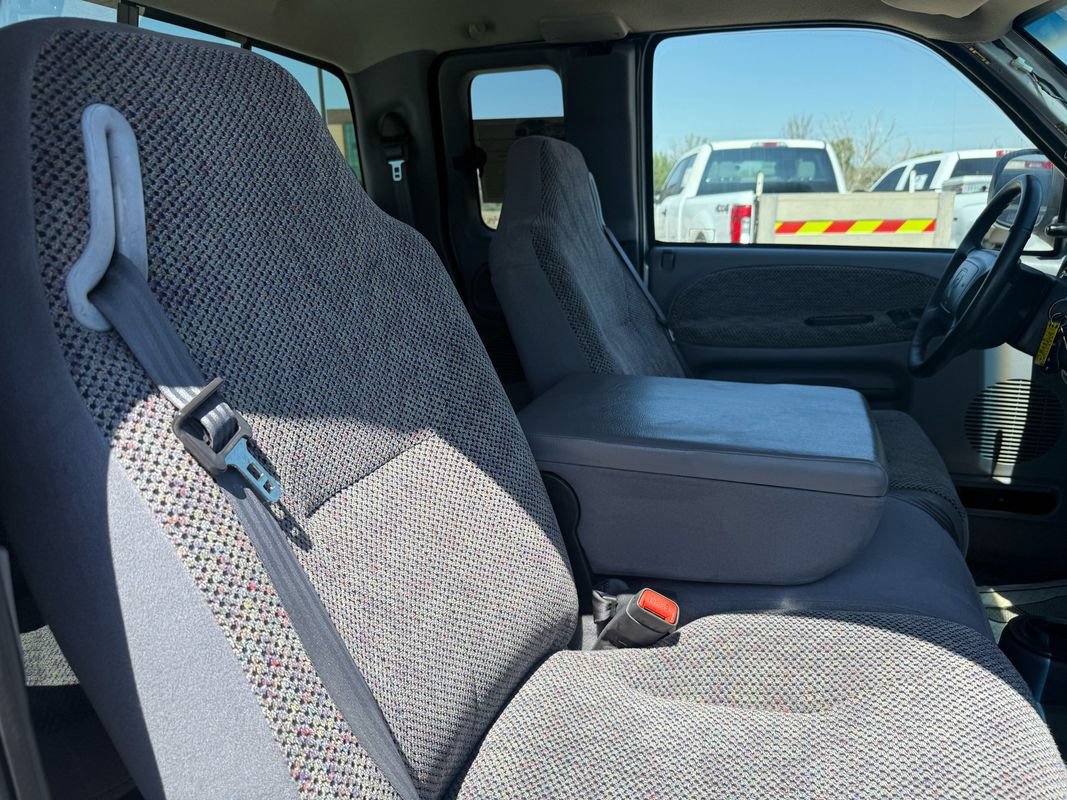 Used 2001 Dodge Ram 1500 Truck 4x4 Quad Cab image 15