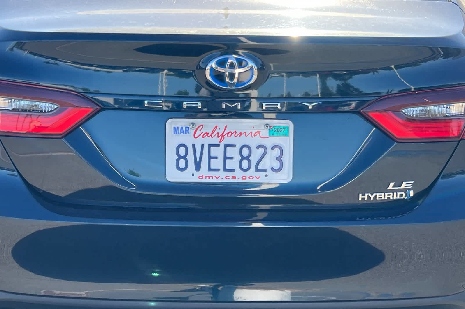Used 2021 Toyota Camry LE FWD image 19