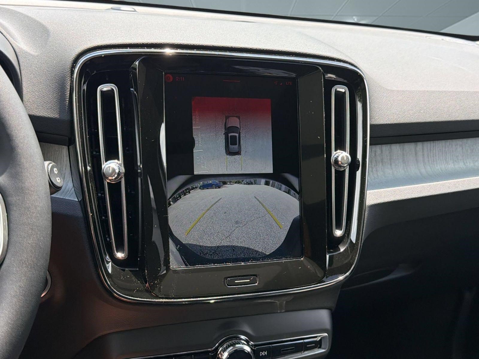 New 2026 Volvo XC40 B5 Plus w/ Climate Package AWD/4WD image 19