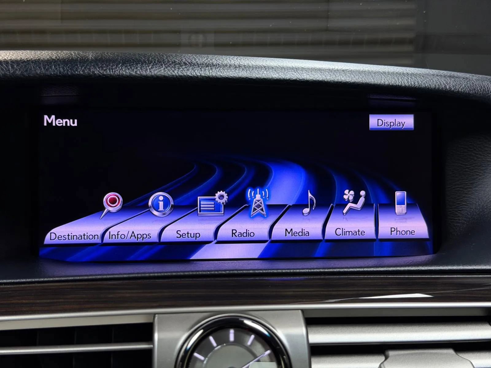 Used 2013 Lexus LS 460 w/ Comfort Pkg image 43