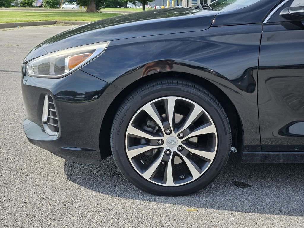 Used 2018 Hyundai Elantra GT FWD image 6