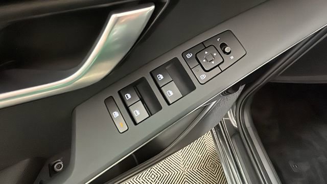 Used 2024 Kia Niro Wind w/ Wind Preserve Package FWD image 11