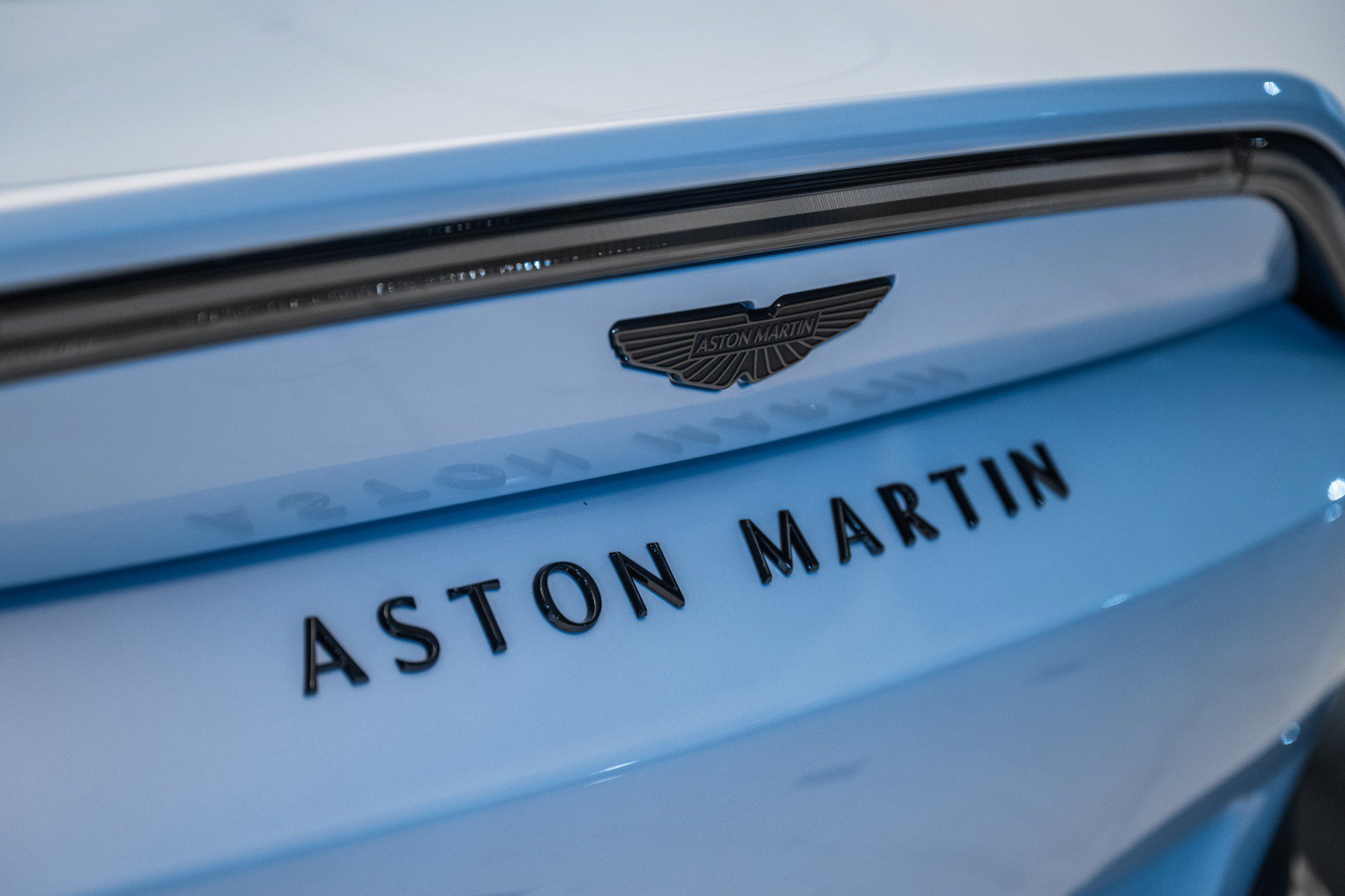 New 2026 Aston Martin V8 Vantage Coupe image 8