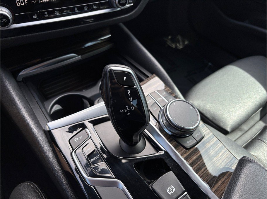 Used 2018 BMW 540i RWD image 36