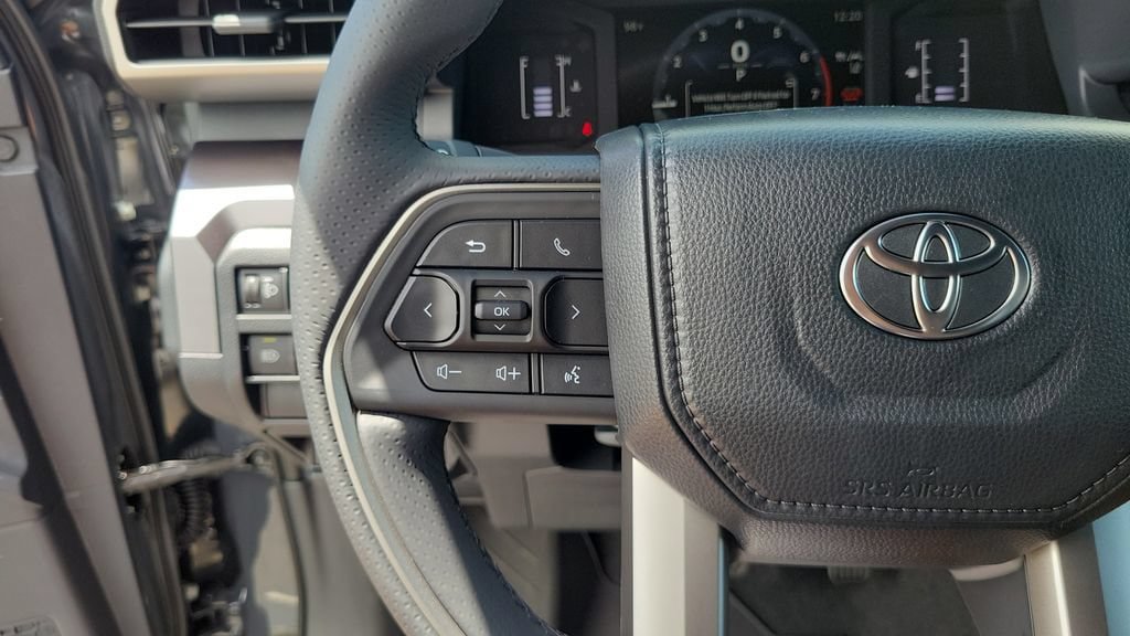 New 2026 Toyota 4Runner SR5 AWD/4WD image 17