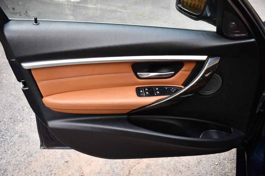 Used 2016 BMW 328i xDrive Sedan image 17