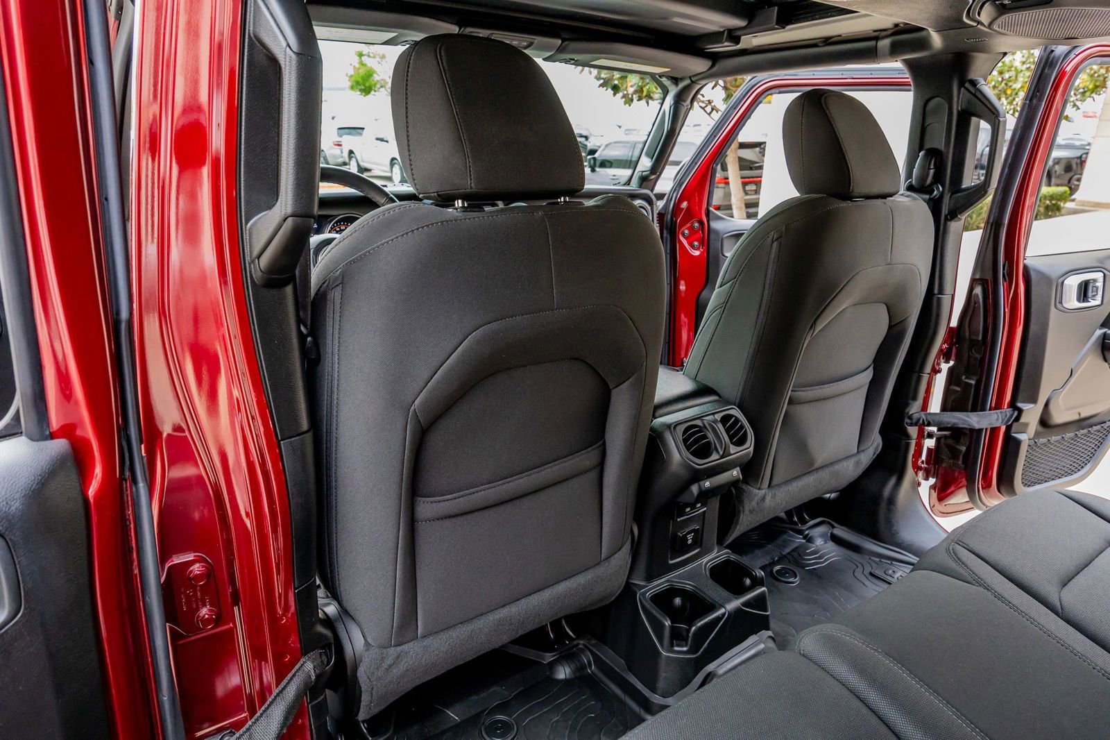 Used 2022 Jeep Wrangler Unlimited Sport image 34