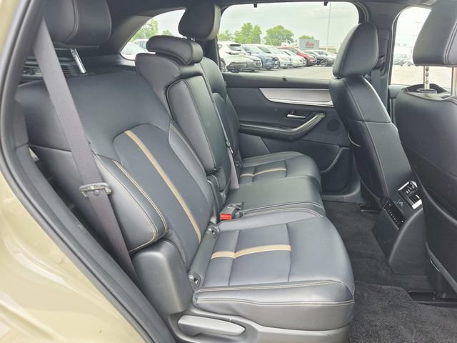 Certified 2026 MAZDA CX-70 3.3 Turbo S w/ Premium Package AWD/4WD image 13