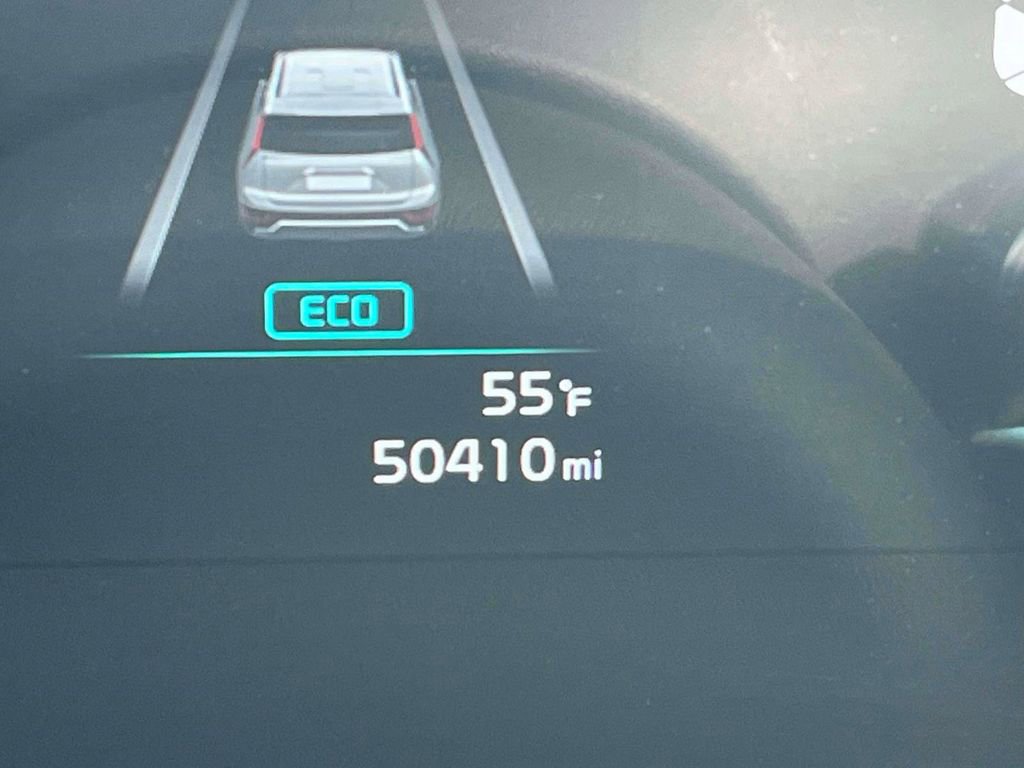 Used 2023 Kia Niro EX Touring image 26