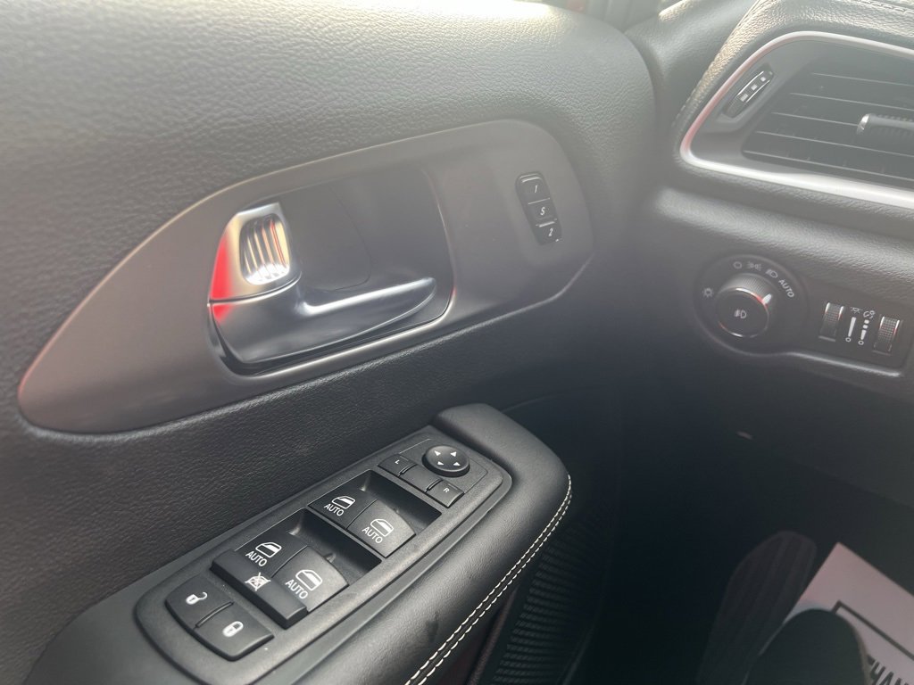 New 2025 Chrysler Pacifica Select image 13