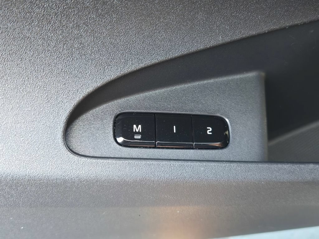 Used 2023 Polestar Polestar 2 w/ Pilot Pack AWD/4WD image 23