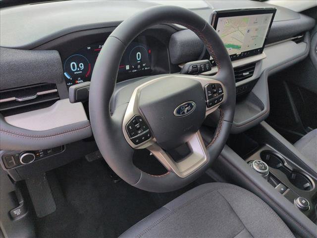 New 2026 Ford Explorer Active image 3