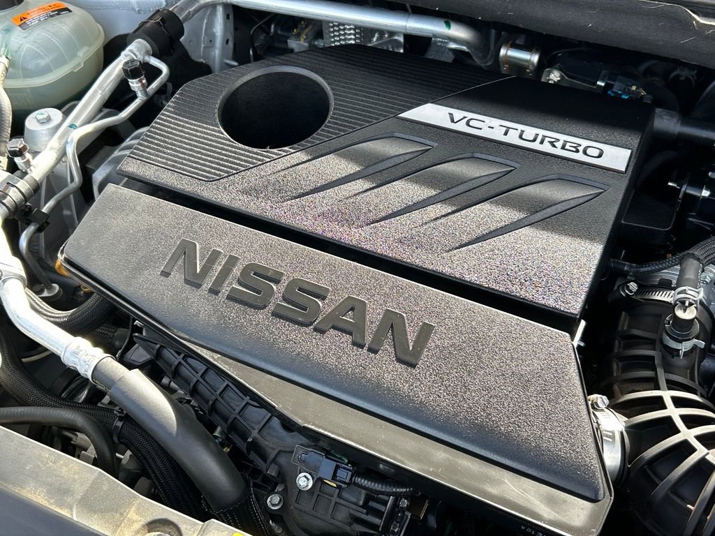 Used 2023 Nissan Rogue SV image 28