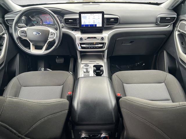 Used 2022 Ford Explorer XLT image 19