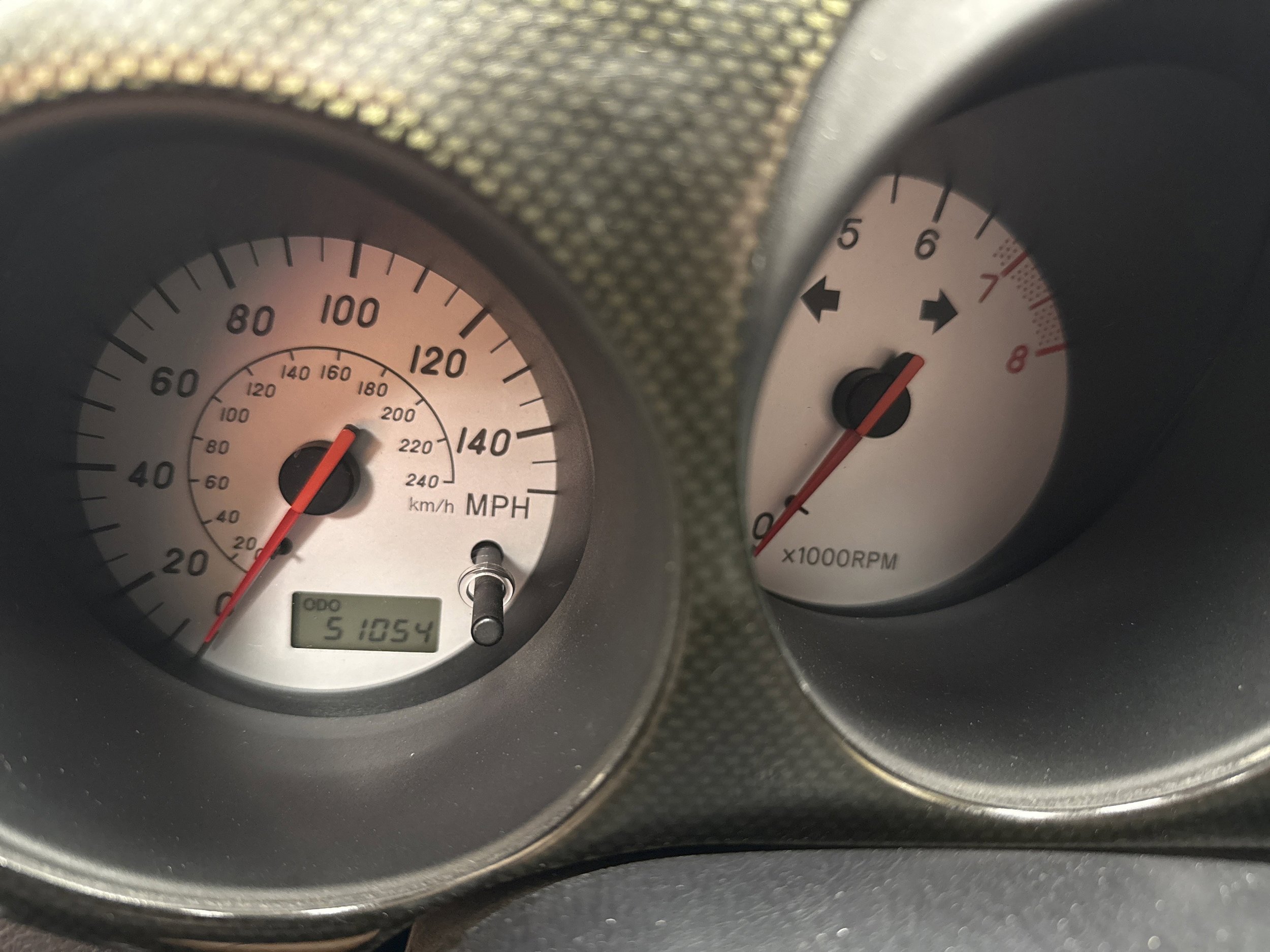 Used 2002 Toyota MR2 image 22