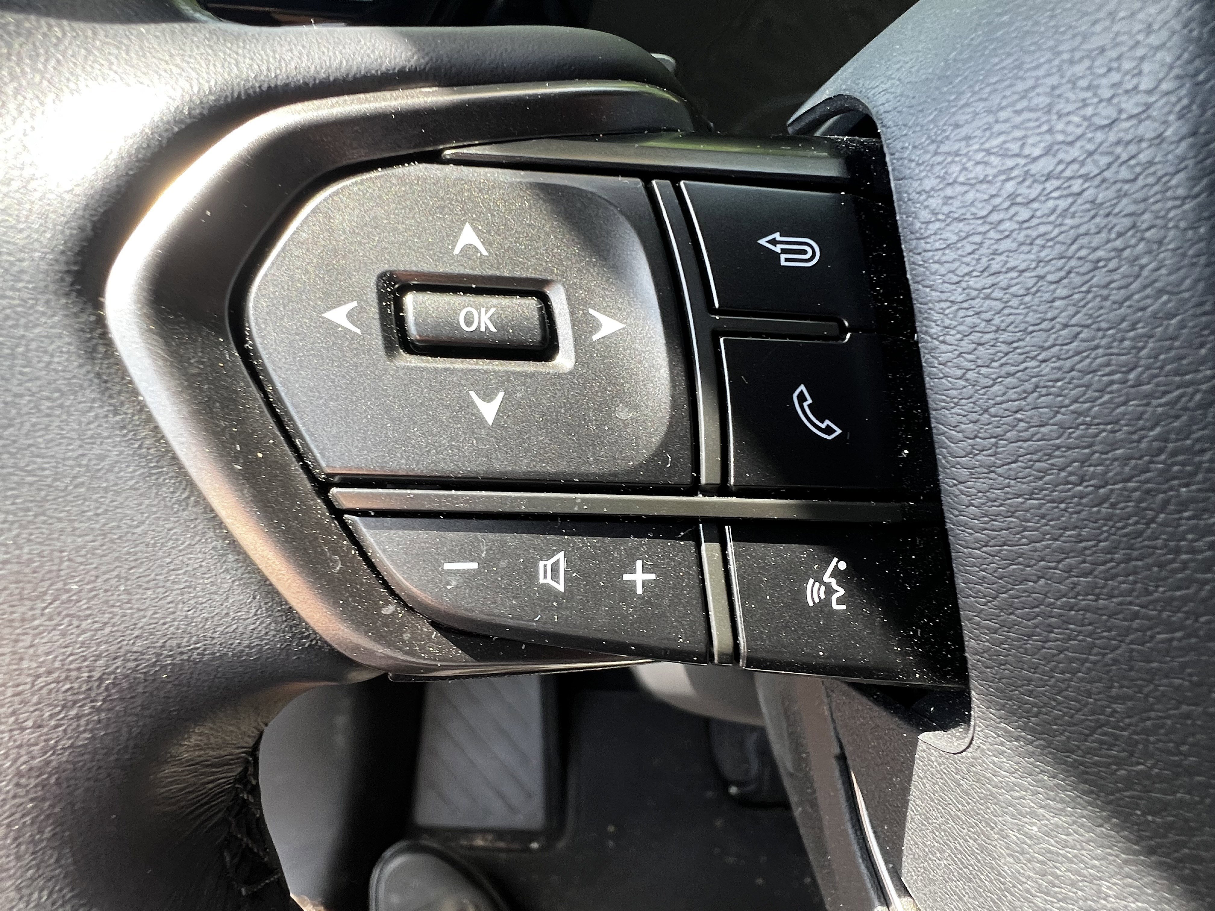 Certified 2024 Lexus RX 350 Premium w/ Cold Area Package FWD image 18