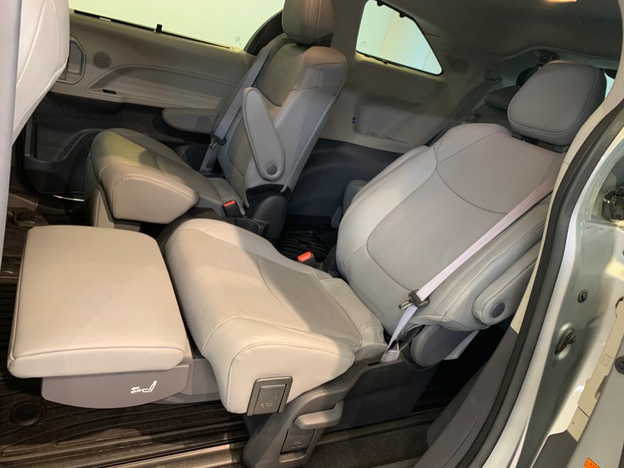 Used 2023 Toyota Sienna Limited w/ Protection Package (TMS) AWD/4WD image 54
