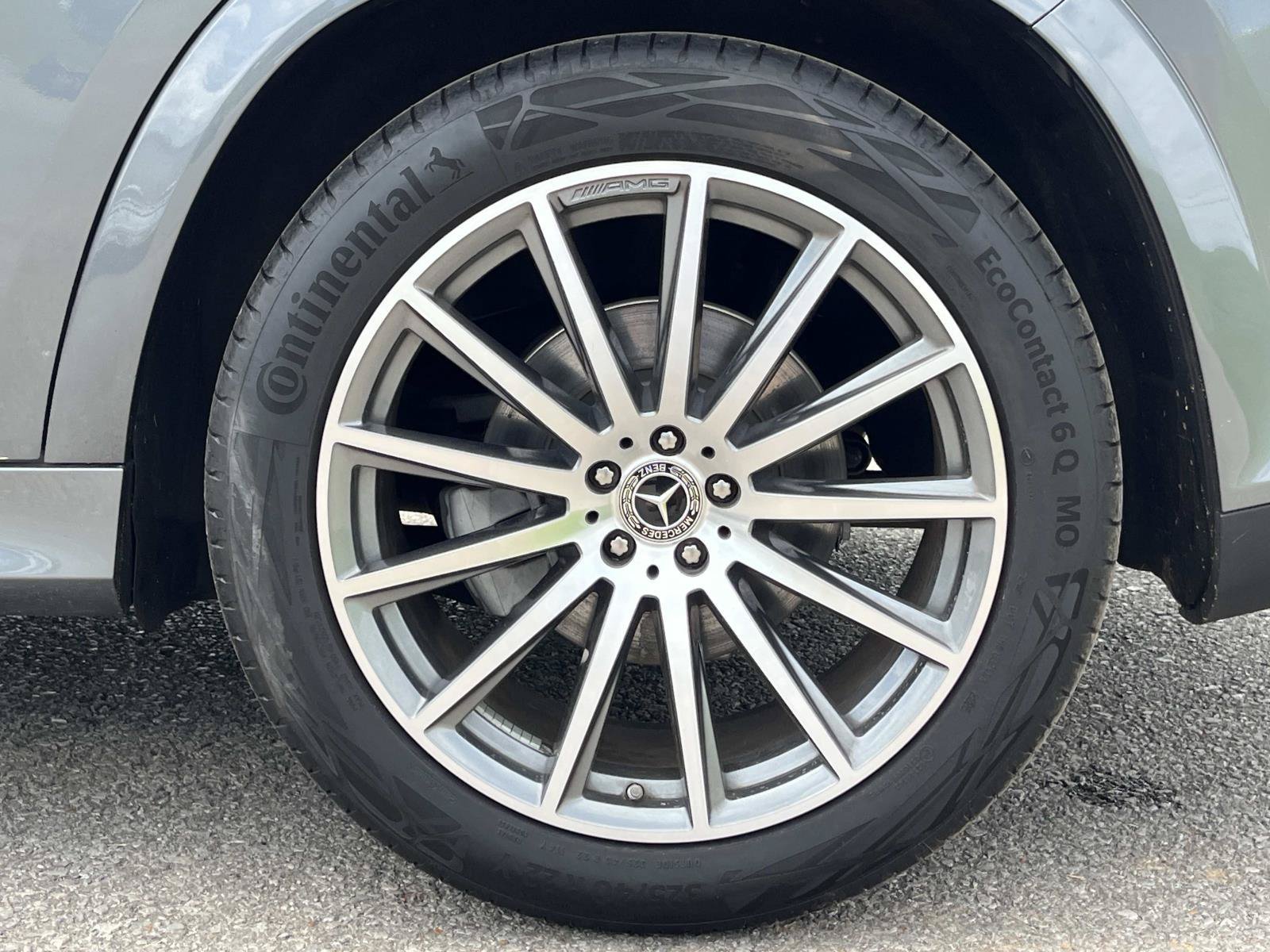 Certified 2025 Mercedes-Benz GLS 450 4MATIC w/ AMG Line Exterior image 11