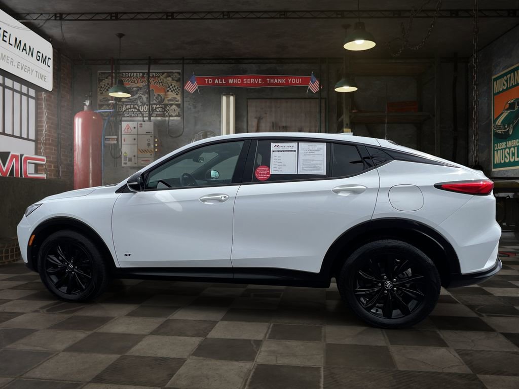 Certified 2025 Buick Envista Sport Touring image 6