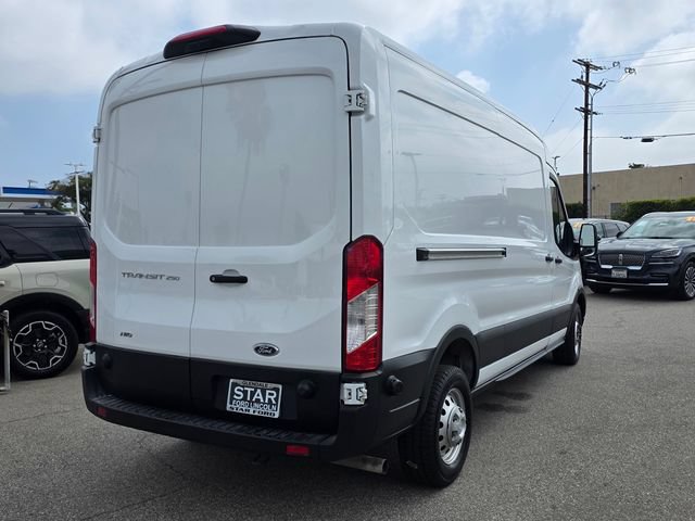 Used 2024 Ford Transit 250 148 Medium Roof Extended AWD image 4
