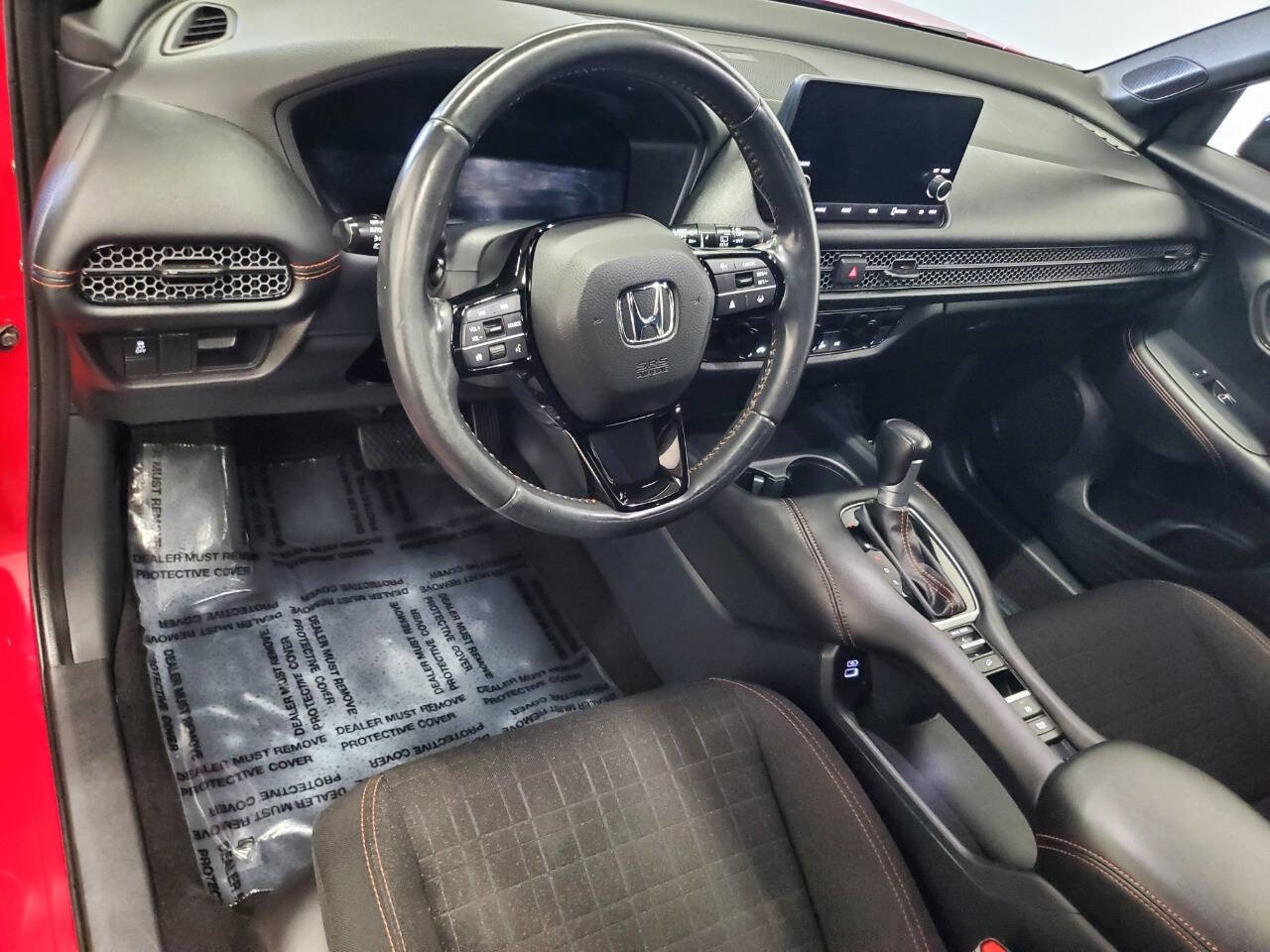 Used 2023 Honda HR-V Sport image 4
