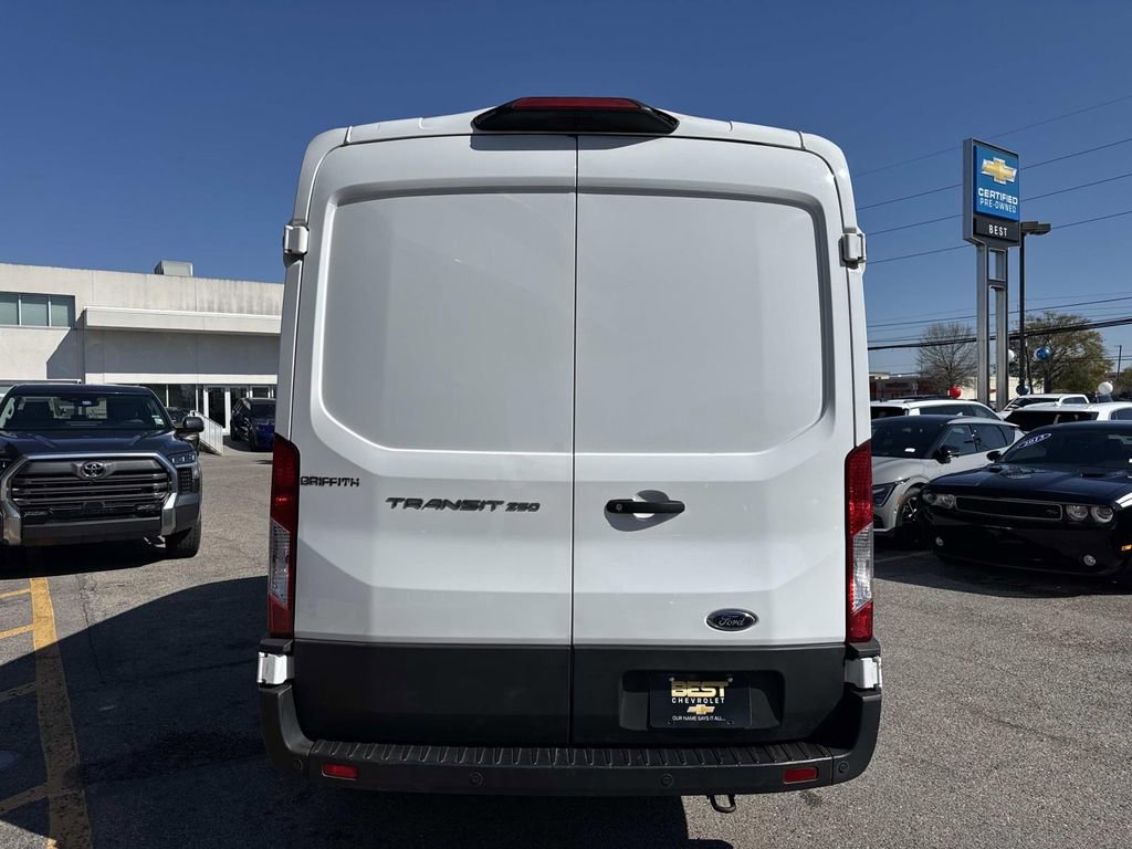 Used 2023 Ford Transit 250 Medium Roof w/ Load Area Protection Package image 7