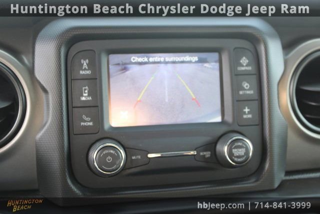 Used 2018 Jeep Wrangler Unlimited Sport S image 25