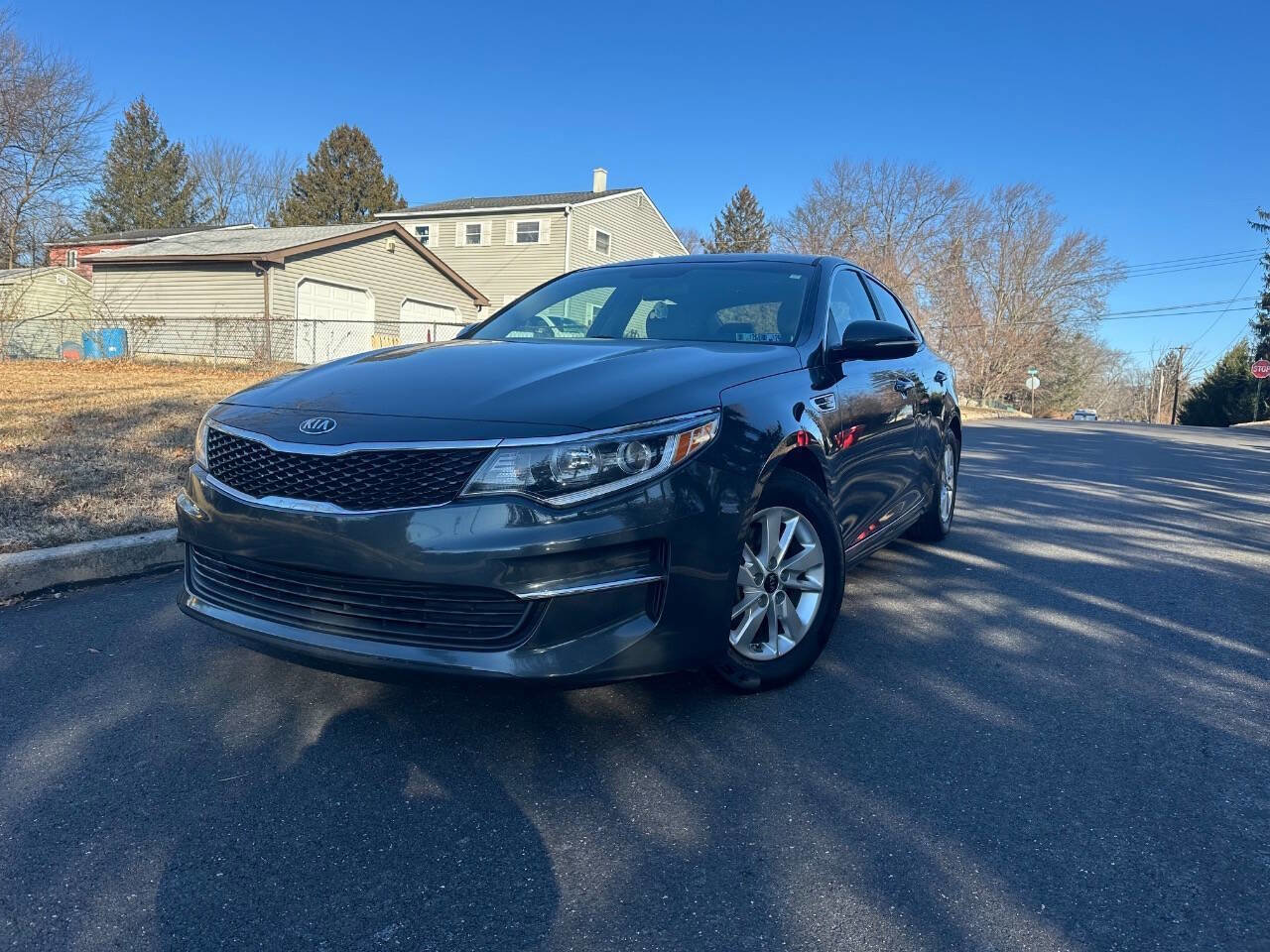 Used 2016 Kia Optima LX image 2